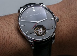 Replica-H-Moser-Cie-Venturer-Dual-Time-Tourbillon-Watch